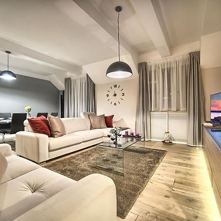 Exclusive 2 Bedroom Apartment Old Town - 2 Baths, Balcony And View - By Prague City Apartments エクステリア 写真