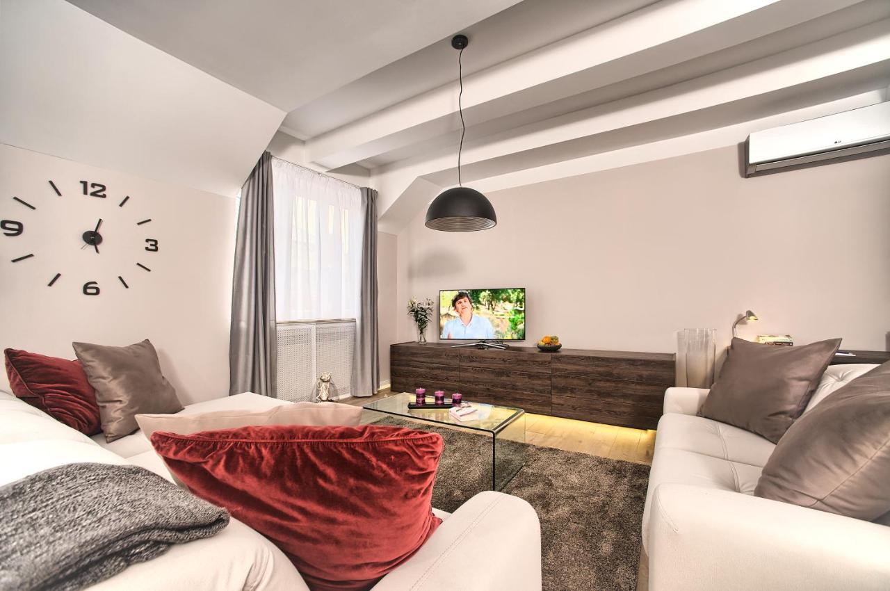 Exclusive 2 Bedroom Apartment Old Town - 2 Baths, Balcony And View - By Prague City Apartments エクステリア 写真