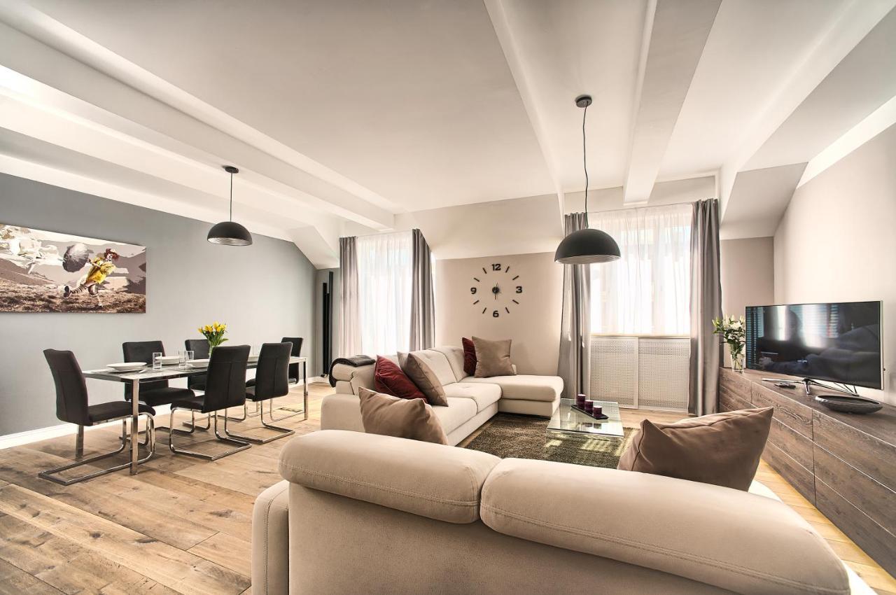 Exclusive 2 Bedroom Apartment Old Town - 2 Baths, Balcony And View - By Prague City Apartments エクステリア 写真